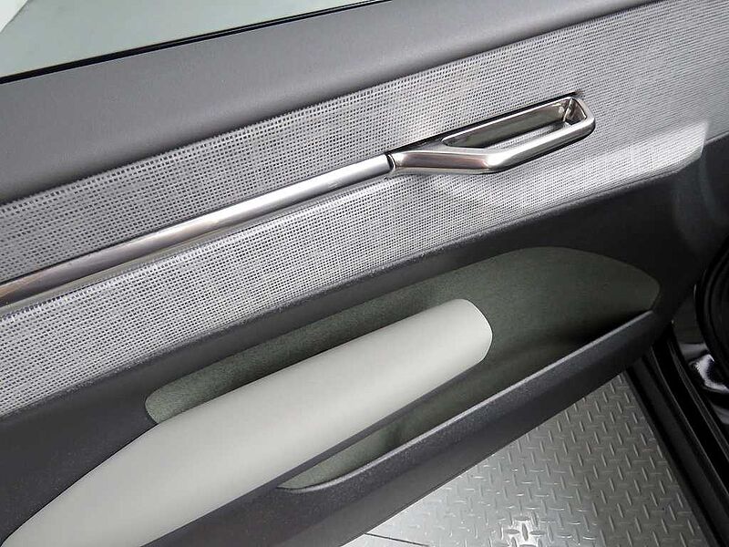 Volvo  Ultra, Twin Motor Performance, 순수 전기