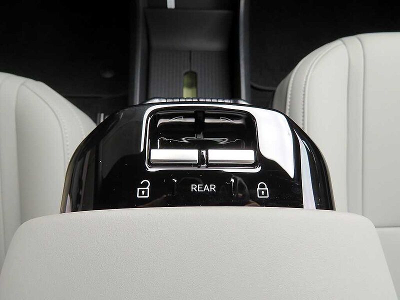 Volvo  Ultra, Twin Motor Performance, 순수 전기