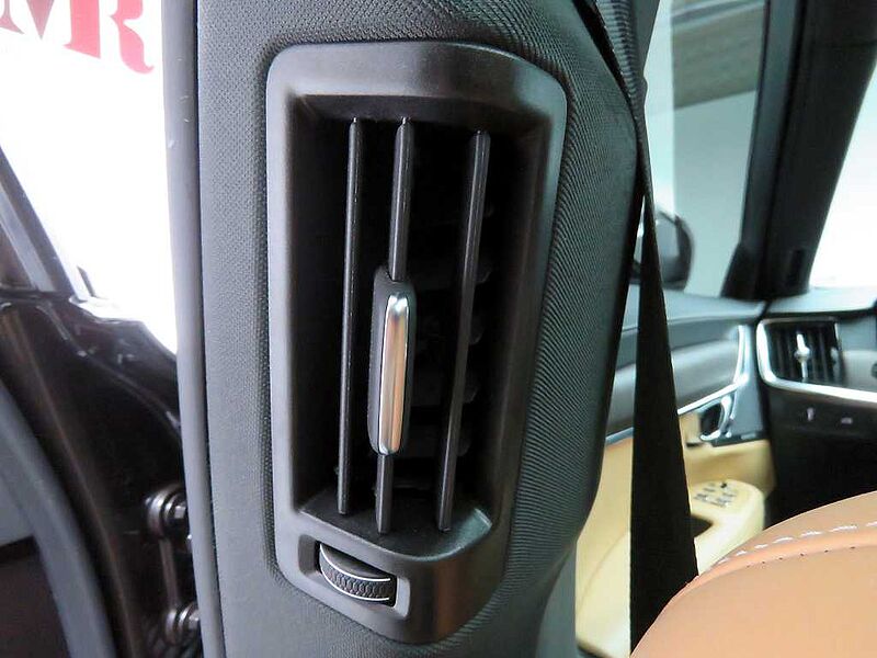 Volvo  Ultra, B5 마일드 하이브리드, 가솔린, 브라이트