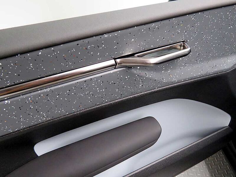 Volvo  Ultra, Single Motor Extended Range, 순수 전기