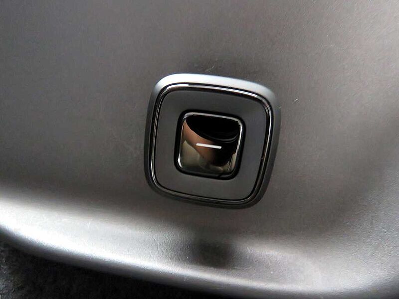 Volvo  Ultra, Single Motor Extended Range, 순수 전기