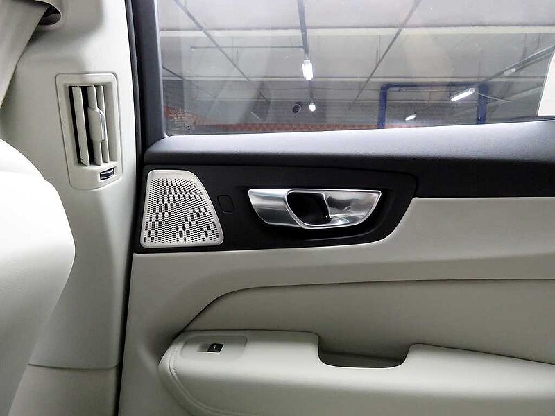 Volvo  Ultra, B5 AWD 마일드 하이브리드, 가솔린, 브라이트