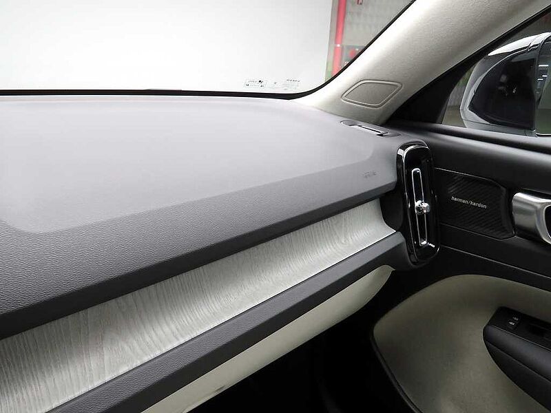 Volvo  Ultra, B4 AWD 마일드 하이브리드, 가솔린, 다크