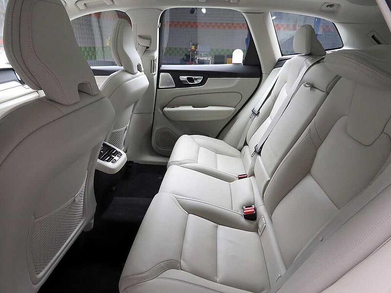 Volvo  Ultra, B5 AWD 마일드 하이브리드, 가솔린, 브라이트