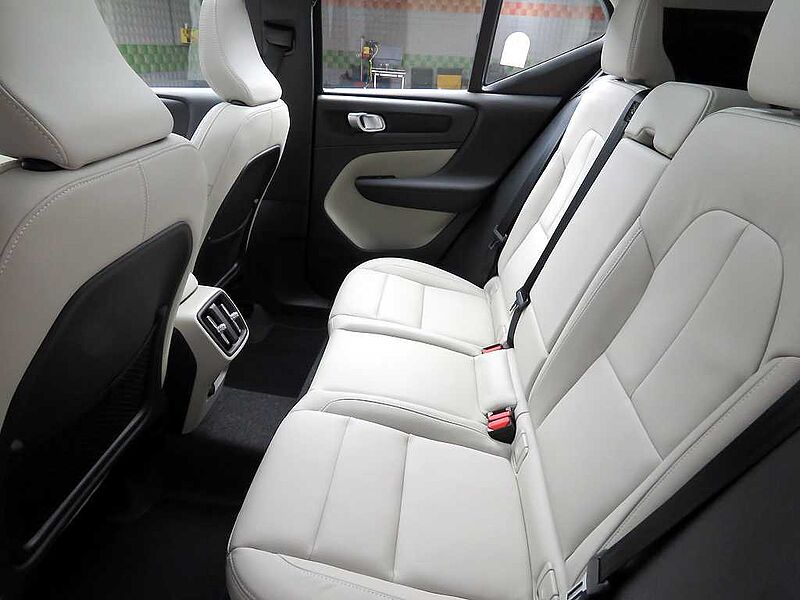 Volvo  Ultra, B4 AWD 마일드 하이브리드, 가솔린, 브라이트