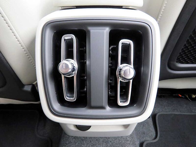 Volvo  Ultra, B4 AWD 마일드 하이브리드, 가솔린, 브라이트