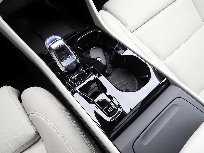 Volvo  Ultra, B4 AWD 마일드 하이브리드, 가솔린, 브라이트