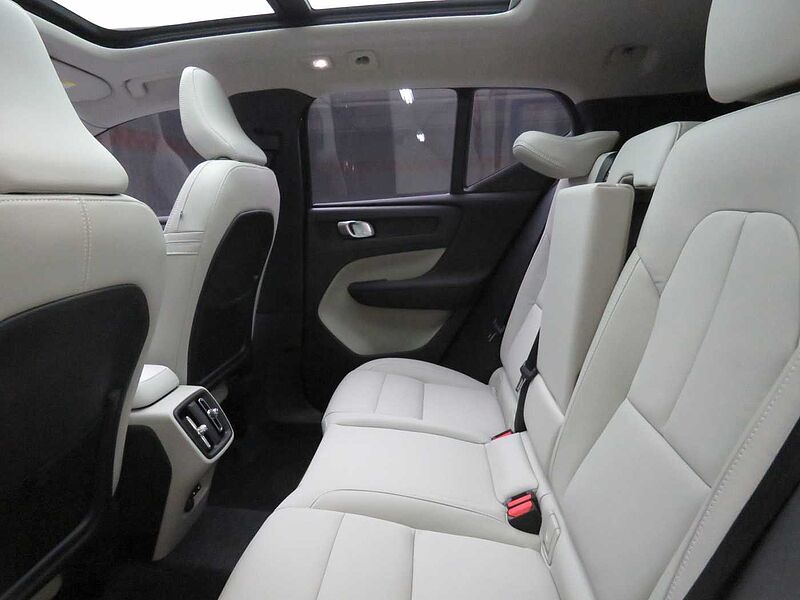 Volvo  Ultra, B4 AWD 마일드 하이브리드, 가솔린, 브라이트