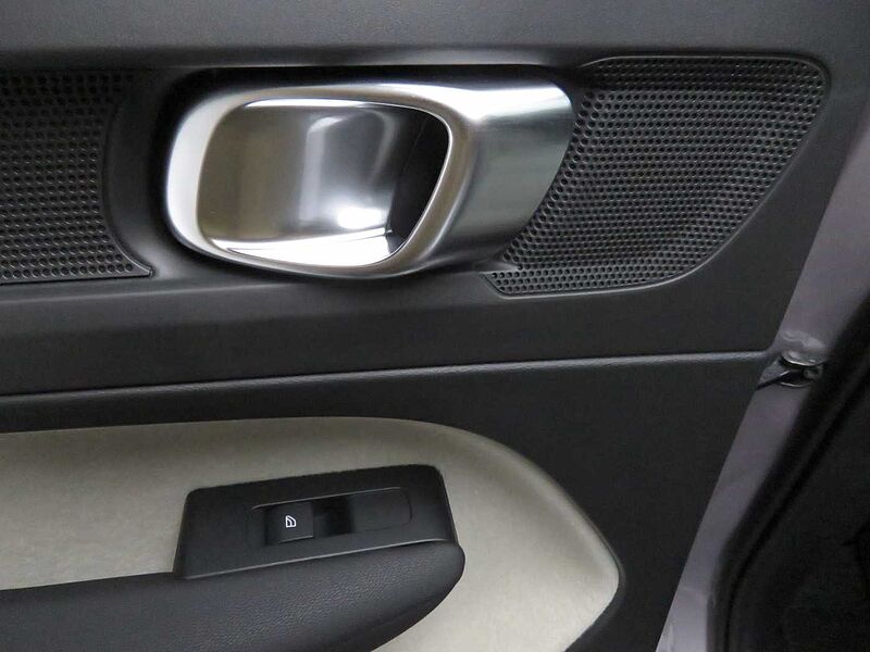 Volvo  Ultra, B4 AWD 마일드 하이브리드, 가솔린, 브라이트