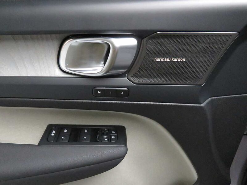 Volvo  Ultra, B4 AWD 마일드 하이브리드, 가솔린, 브라이트