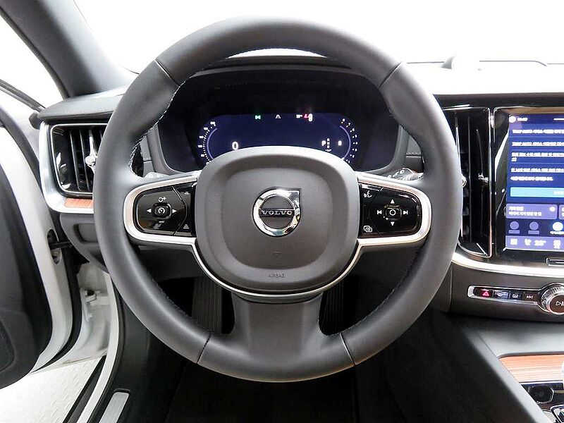 Volvo  Ultra, B5 AWD 마일드 하이브리드, 가솔린, 브라이트