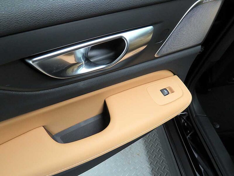 Volvo  Ultra, B5 AWD 마일드 하이브리드, 가솔린, 브라이트