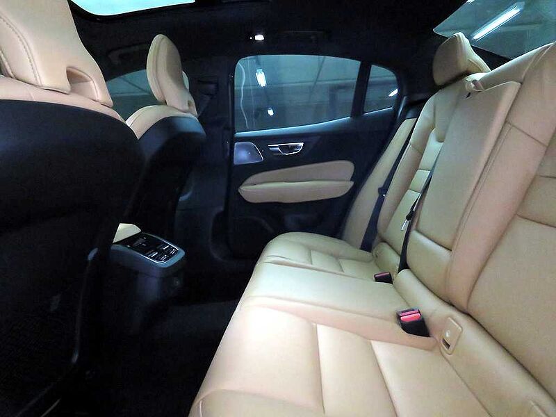 Volvo  Ultra, B5 마일드 하이브리드, 가솔린, 브라이트