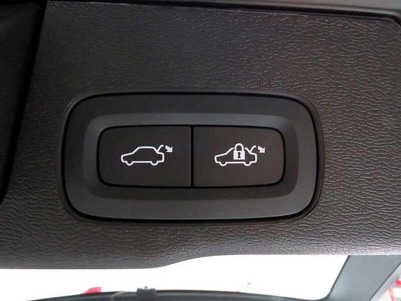 Volvo  Ultra, T8 AWD 플러그-인 하이브리드, 전기/가솔린, 브라이트