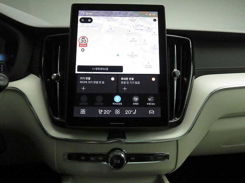 Volvo  Ultra, T8 AWD 플러그-인 하이브리드, 전기/가솔린, 브라이트