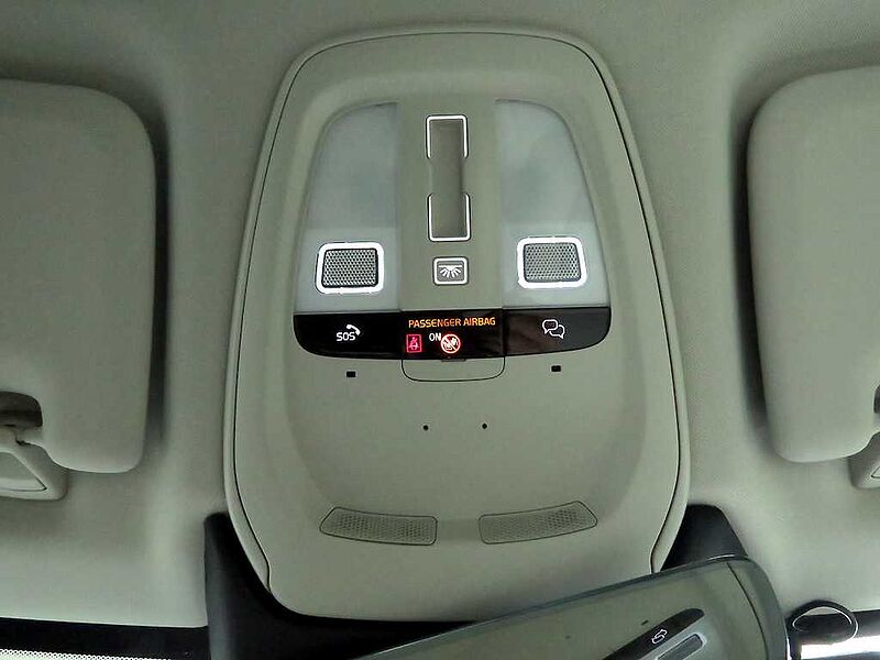 Volvo  Ultra, T8 AWD 플러그-인 하이브리드, 전기/가솔린, 브라이트