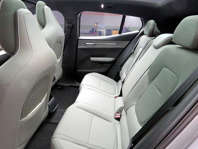 Volvo  Ultra, Twin Motor Performance, 순수 전기