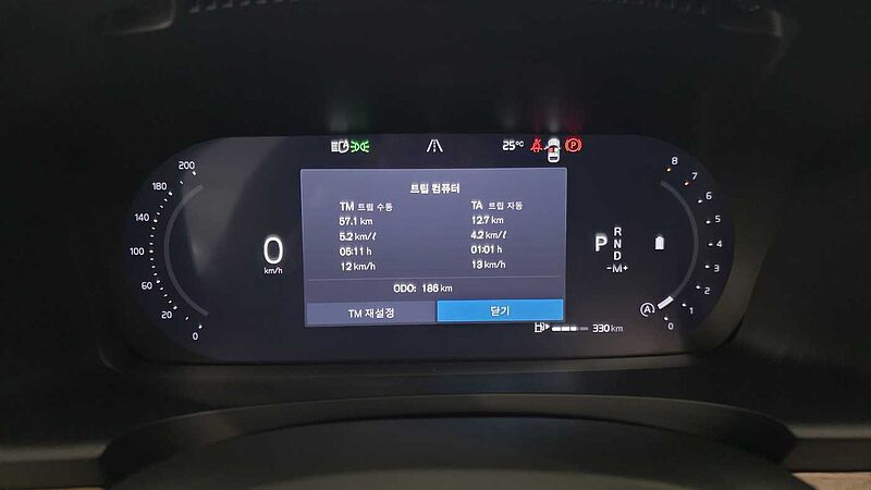 Volvo  Ultra, B5 마일드 하이브리드, 가솔린, 다크