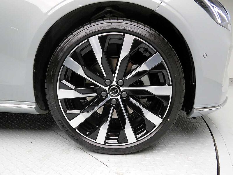 Volvo  Ultra, B5 마일드 하이브리드, 가솔린, 브라이트