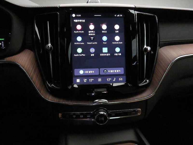 Volvo  Ultra, T8 AWD 플러그-인 하이브리드, 전기/가솔린, 브라이트