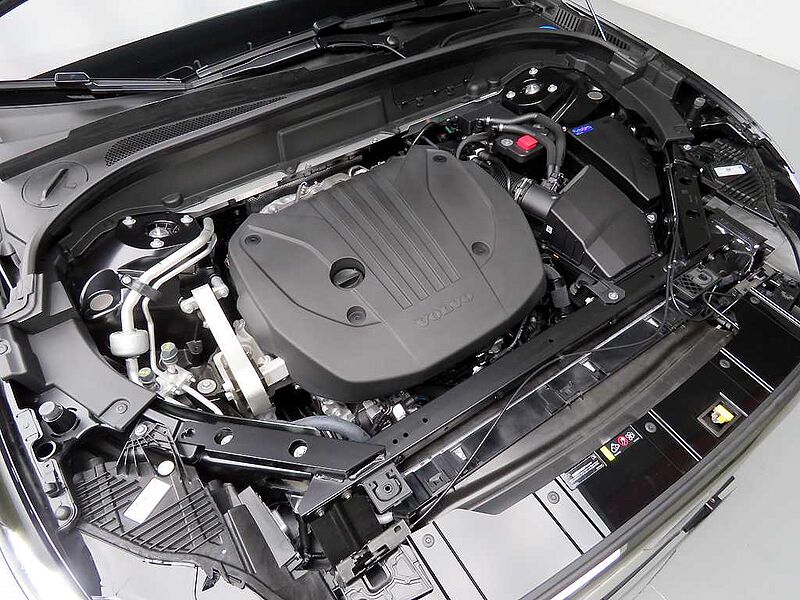 Volvo Ultra, B5 AWD 마일드 하이브리드, 가솔린, 브라이트