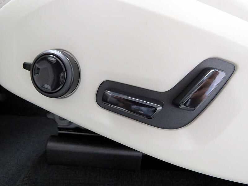 Volvo Ultra, B5 AWD 마일드 하이브리드, 가솔린, 브라이트