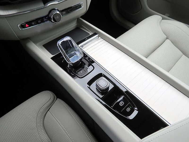Volvo Ultra, B5 AWD 마일드 하이브리드, 가솔린, 브라이트