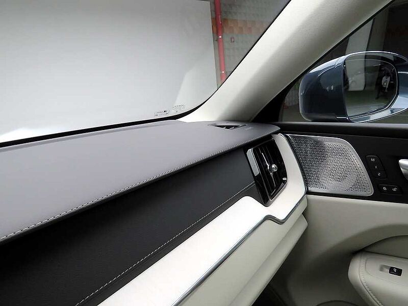 Volvo Ultra, B5 AWD 마일드 하이브리드, 가솔린, 브라이트