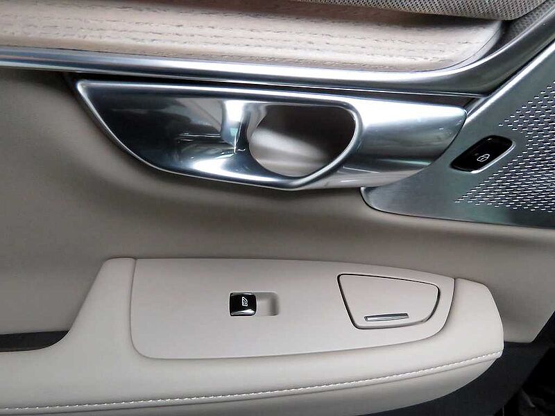 Volvo  Ultra, B5 마일드 하이브리드, 가솔린, 브라이트