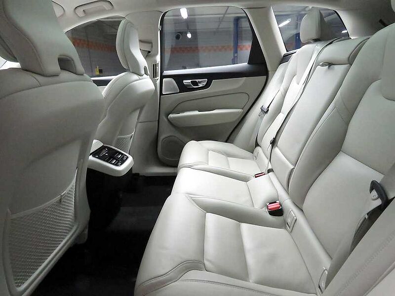 Volvo Ultra, B5 AWD 마일드 하이브리드, 가솔린, 브라이트