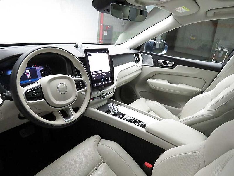 Volvo Ultra, B5 AWD 마일드 하이브리드, 가솔린, 브라이트