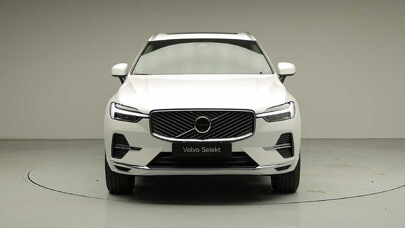 Volvo Ultra, T8 AWD 플러그-인 하이브리드, 전기/가솔린, 브라이트