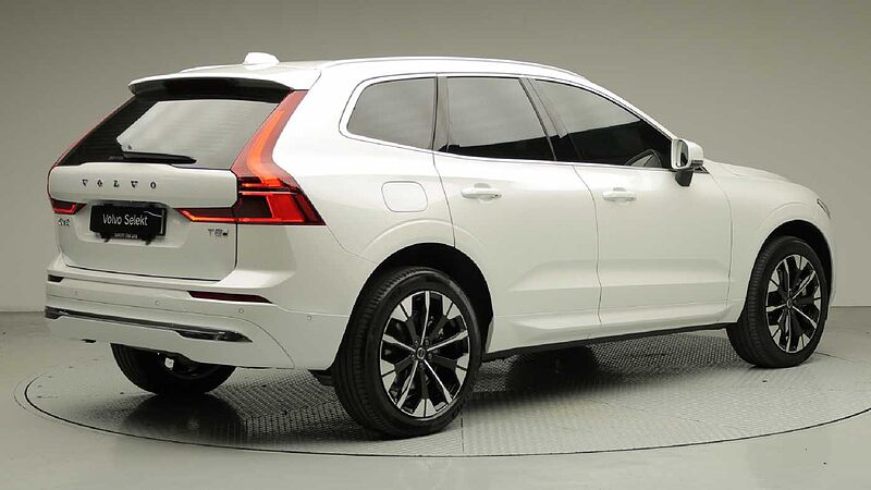 Volvo Ultra, T8 AWD 플러그-인 하이브리드, 전기/가솔린, 브라이트
