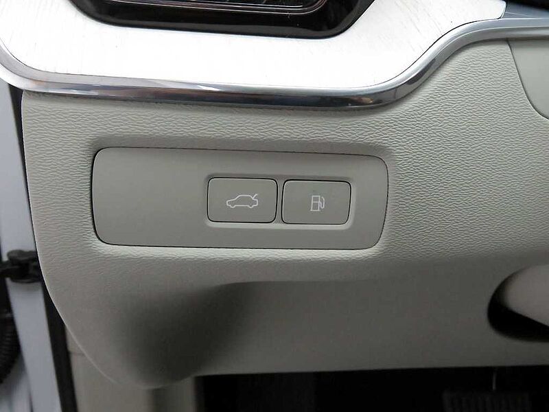 Volvo Ultra, T8 AWD 플러그-인 하이브리드, 전기/가솔린, 브라이트